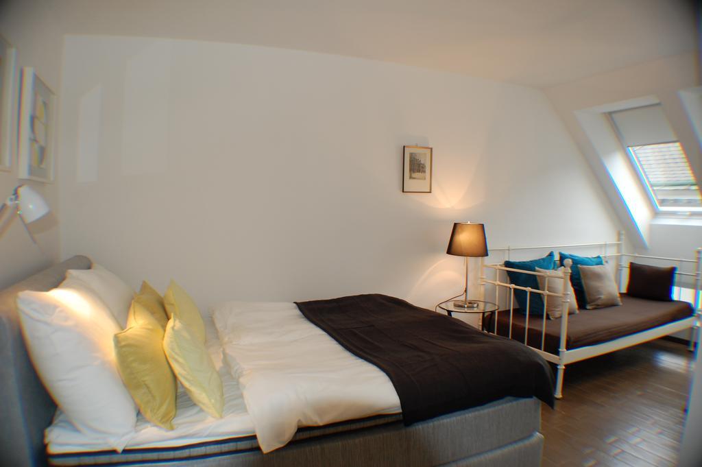 Alga Apartments Am Westbahnhof Vienna Room photo