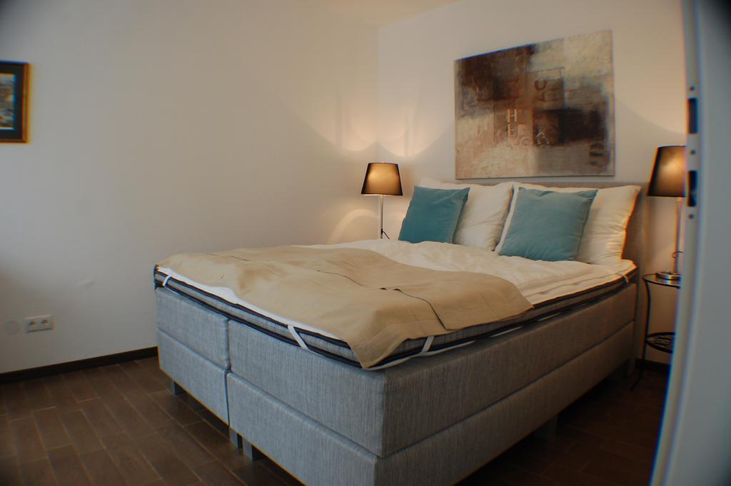 Alga Apartments Am Westbahnhof Vienna Room photo