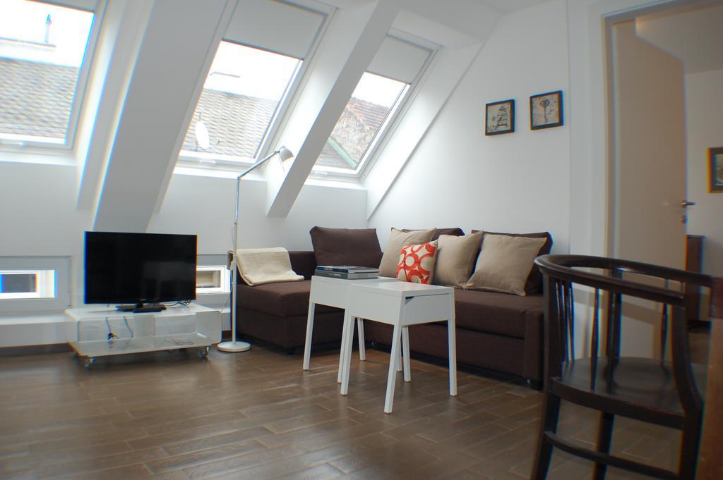 Alga Apartments Am Westbahnhof Vienna Room photo